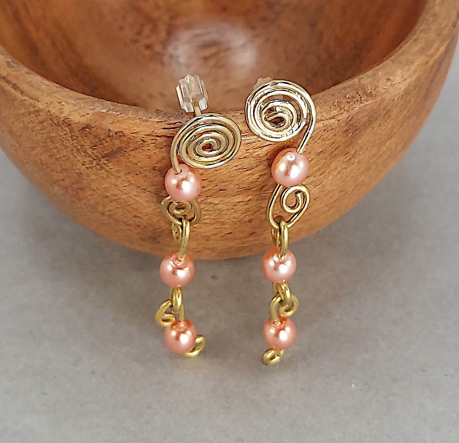 Pearl Earrings - Bronze